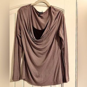 🍃Pick 3/$21-Women’s Long Sleeve Purple Mauve and Brown Accented Shirt- Size M
